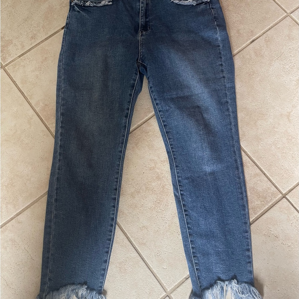 Women's Judy Blue Frayed Hem Jeans